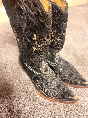 Corral Black Embroidered Men's Western Boots with Tan Accents